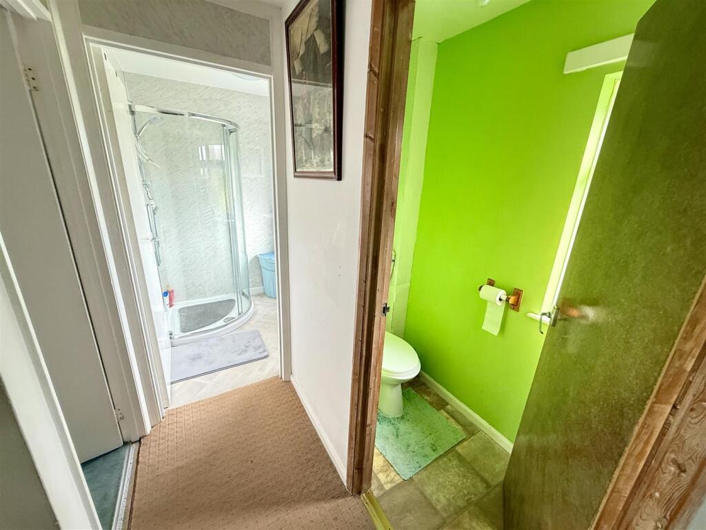Separate Cloakroom
