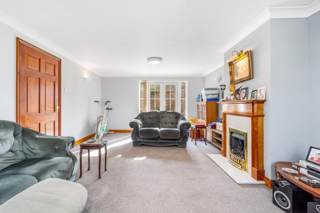 39 High Street (Gosberton)-15