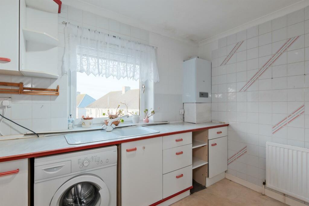 018-21 Westwood Road Newmains, ML2 9DA.jpg