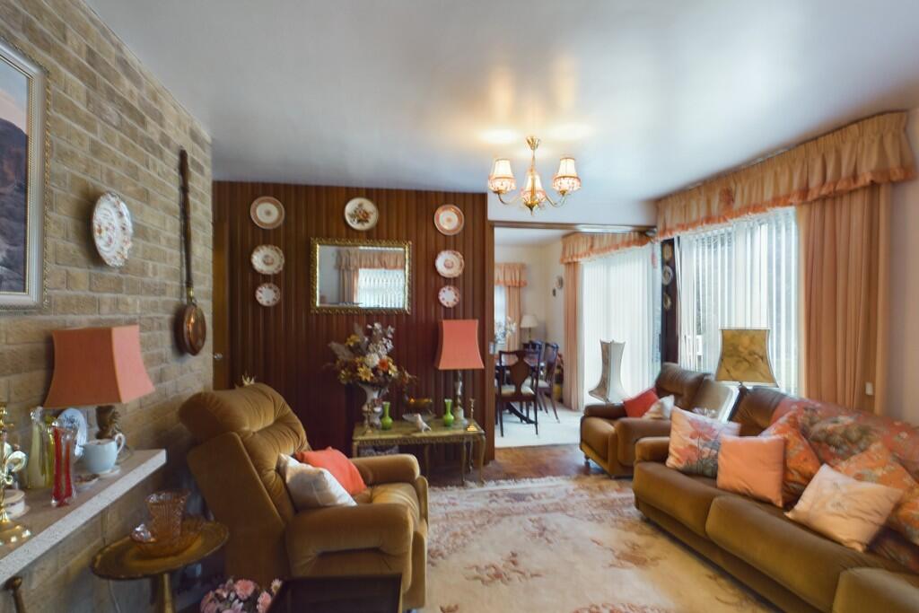 CAM01689G0-PR0447...