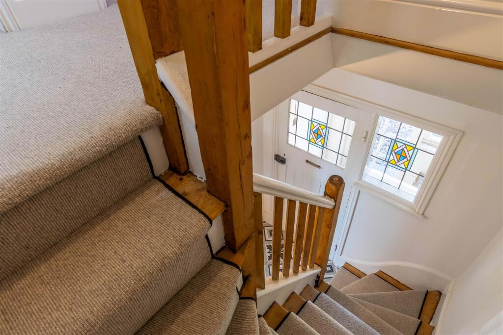 44 Raddlebarn Road 1