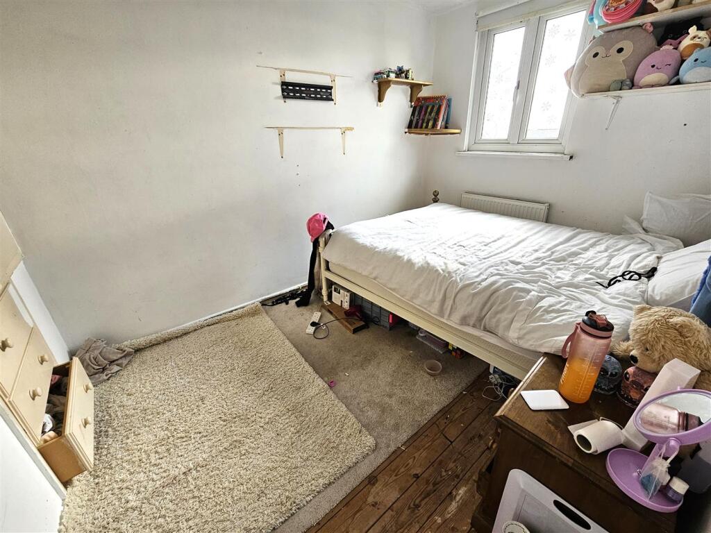 Bedroom 2.jpg