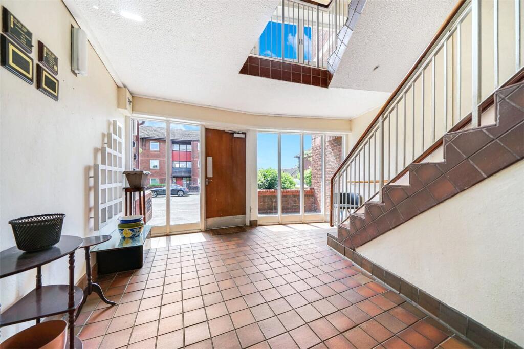 Common Entrance Hall