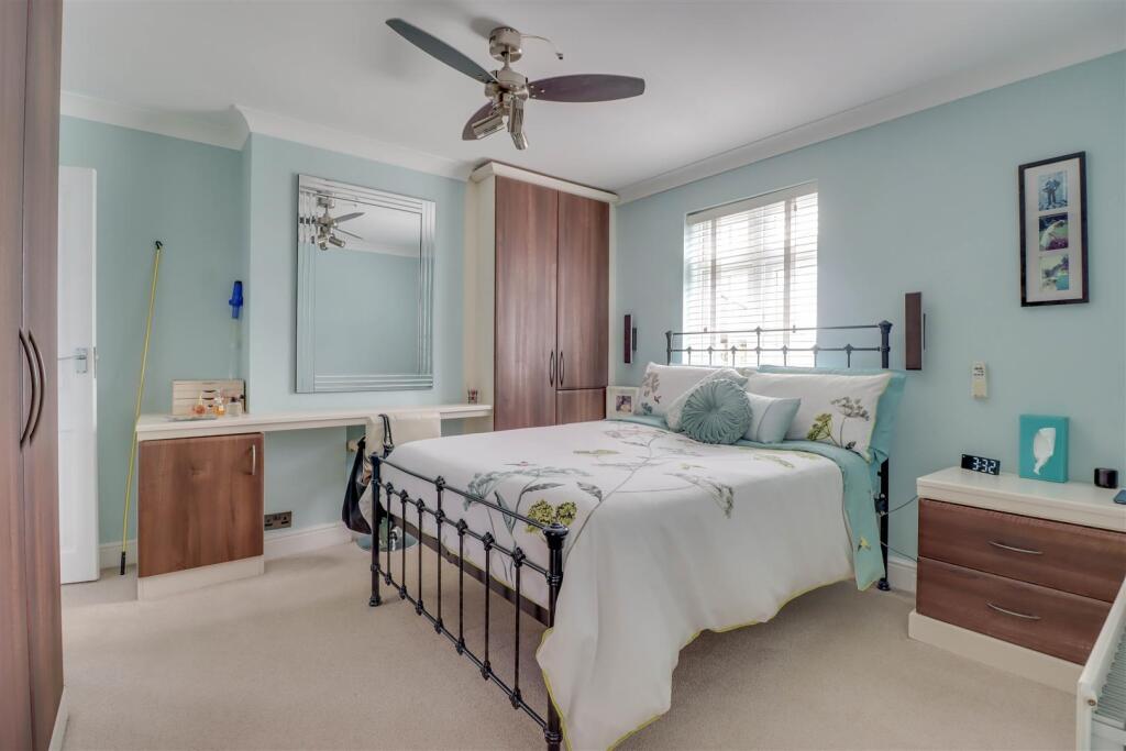 WESTHILL INSIDE-10.jpg