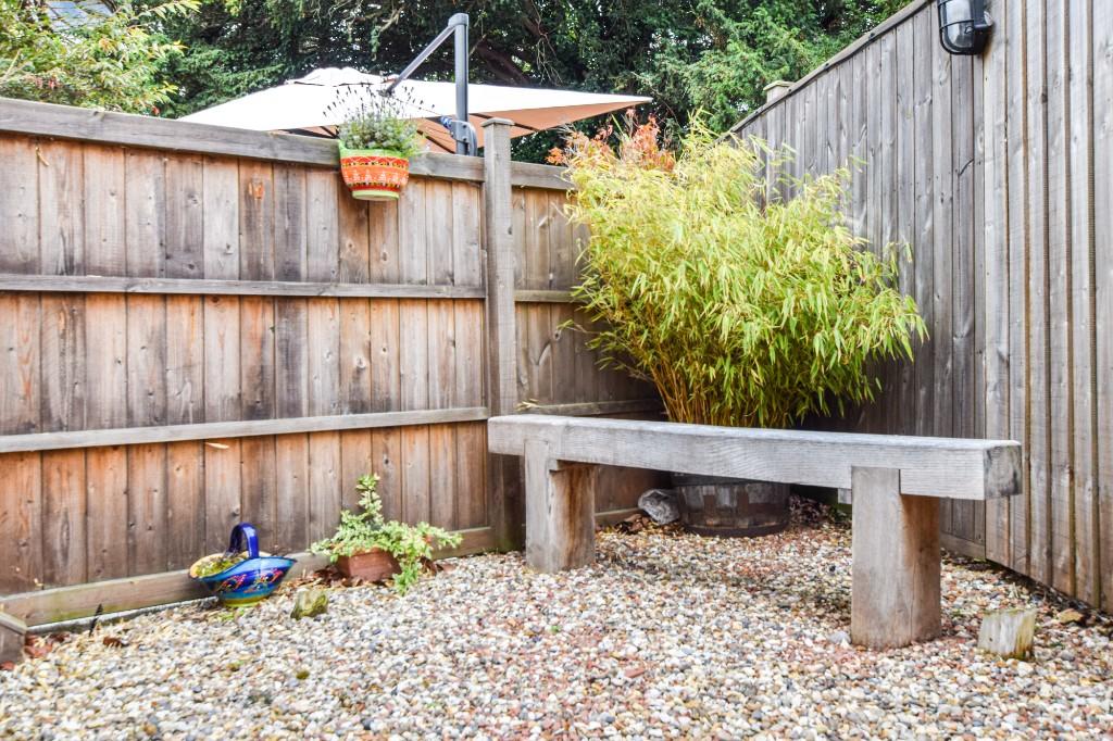Side garden
