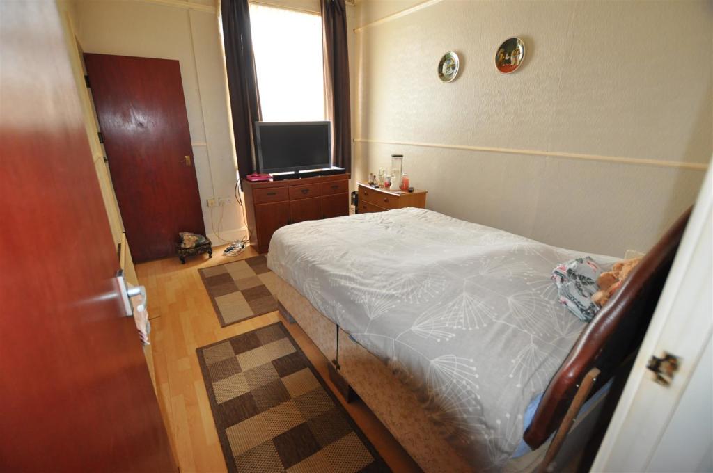Bedroom.JPG