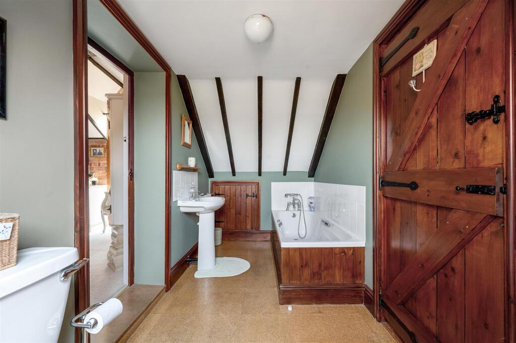 The Covert, Elton WEB PH-83.jpg