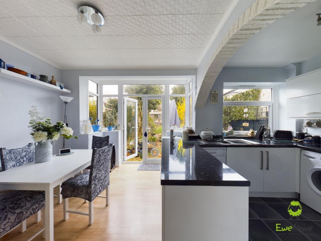 Presented by Robert at EweMove Bexleyheath and Dar