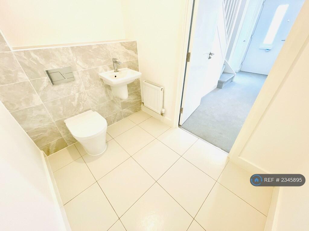 Ground Floor Wc