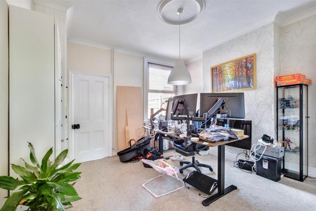 Dining Room_1.jpeg