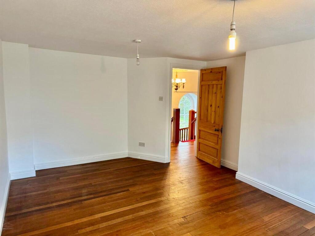 PHOTO-2025-04-22-07-50-46 (6).jpg