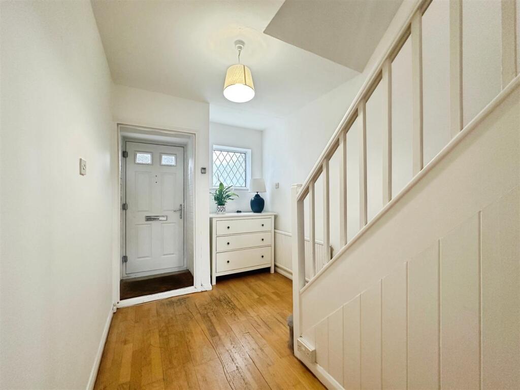 190e4c40--49DA-9764-EA905064F7DD-20204-000006BE058