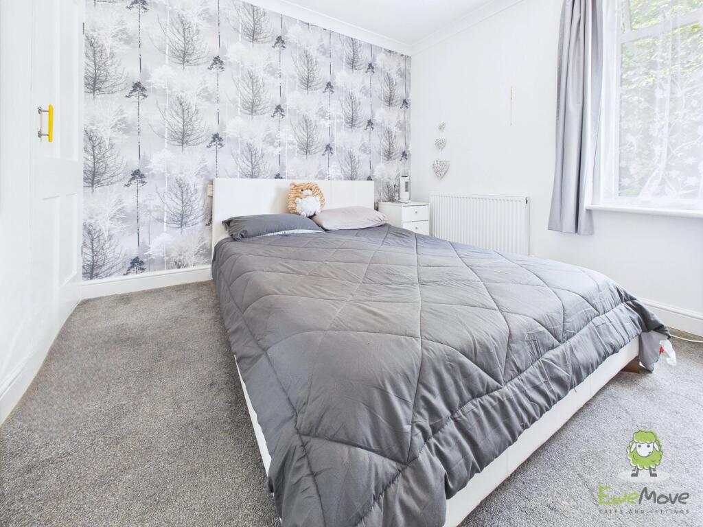 CAM01543G0-PR0134-STILL056