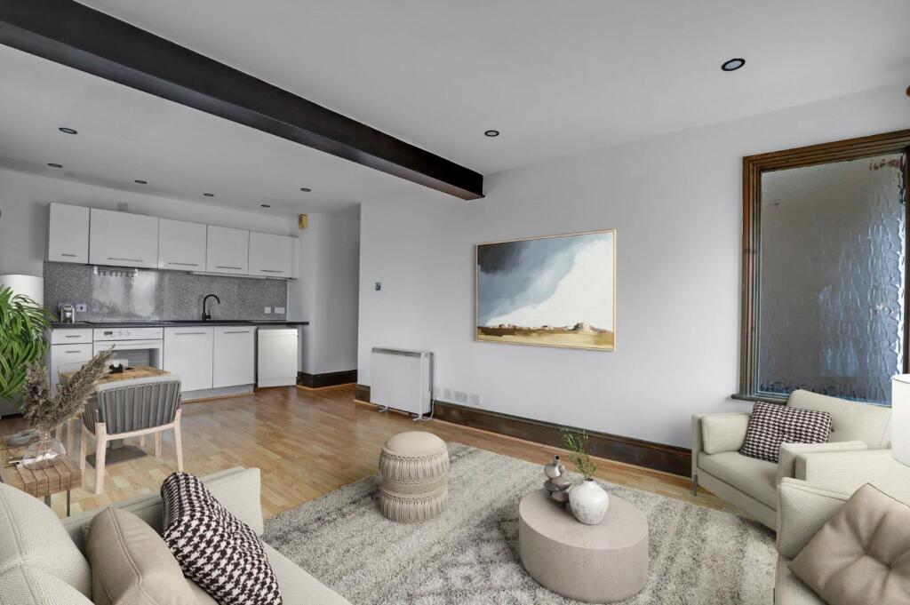 Property_92AC_08-4c07JHPropWorld_-_18_SIlverdale_H
