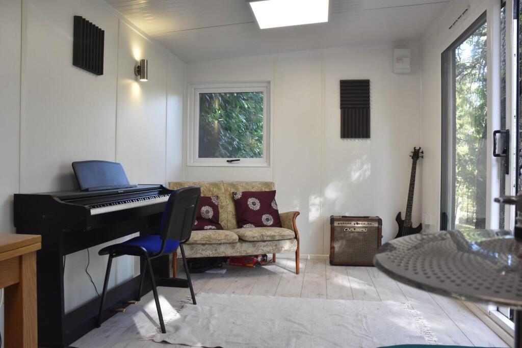 Home Office / Studio