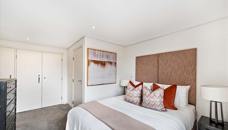 third bedroom.jpg