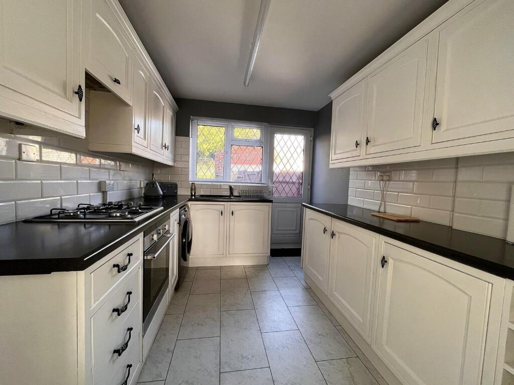 WhatsApp Image 2022-10-28 at 18.37.00.jpg