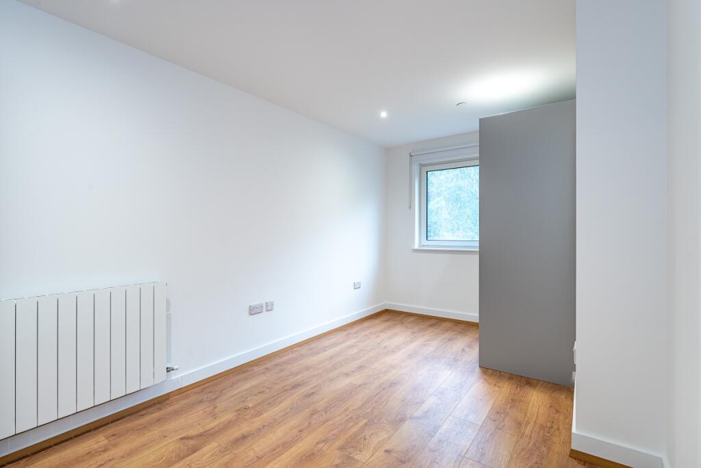Flat-142-Whytelea...