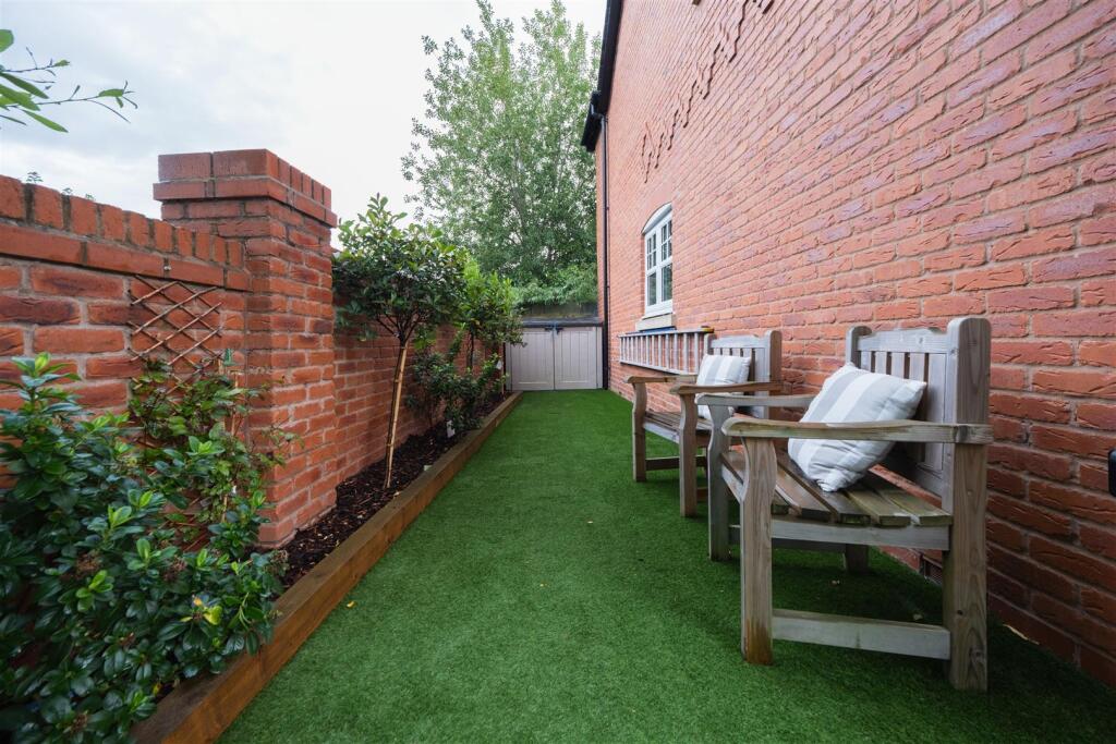 11 St George's Place-051.jpg