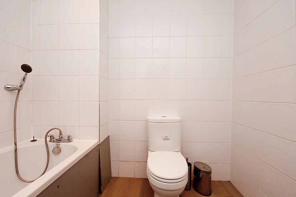 Bathroom/Wc