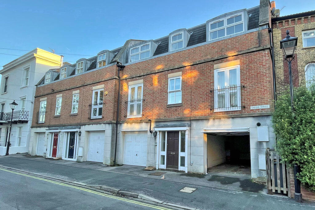 Gwessin Terrace, Queens Road, Gosport, PO12