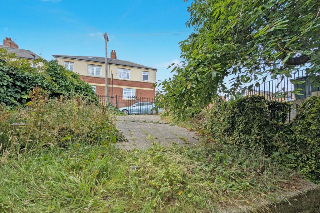 17 The Oval, Newcastle Upon Tyne, NE6 3LH