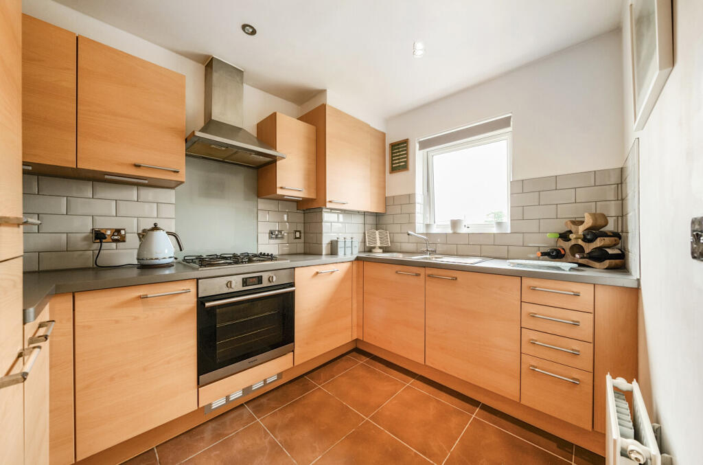 1329556-11-688141...