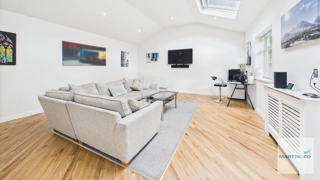 CAM03663G0-PR0173...