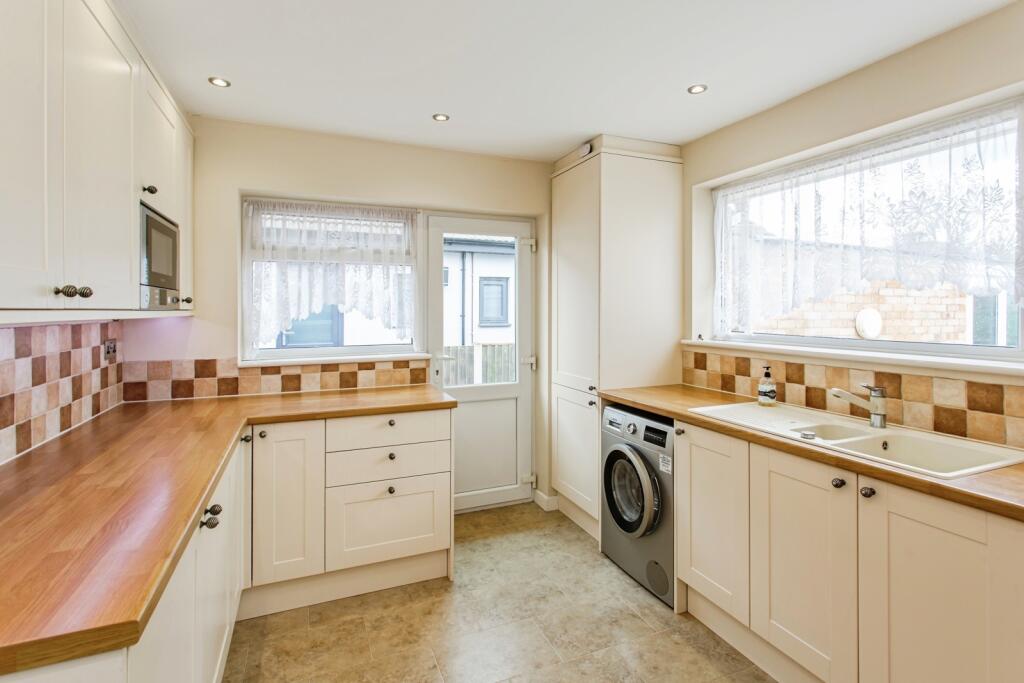 Fitted Kitchen