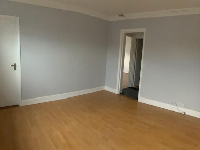 Lounge 2.jpg