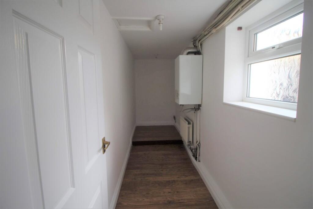 3E8F4AE2-C4CA-46AD-8