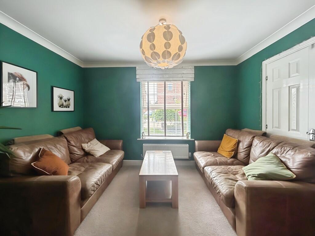 0301c440-WhatsApp...