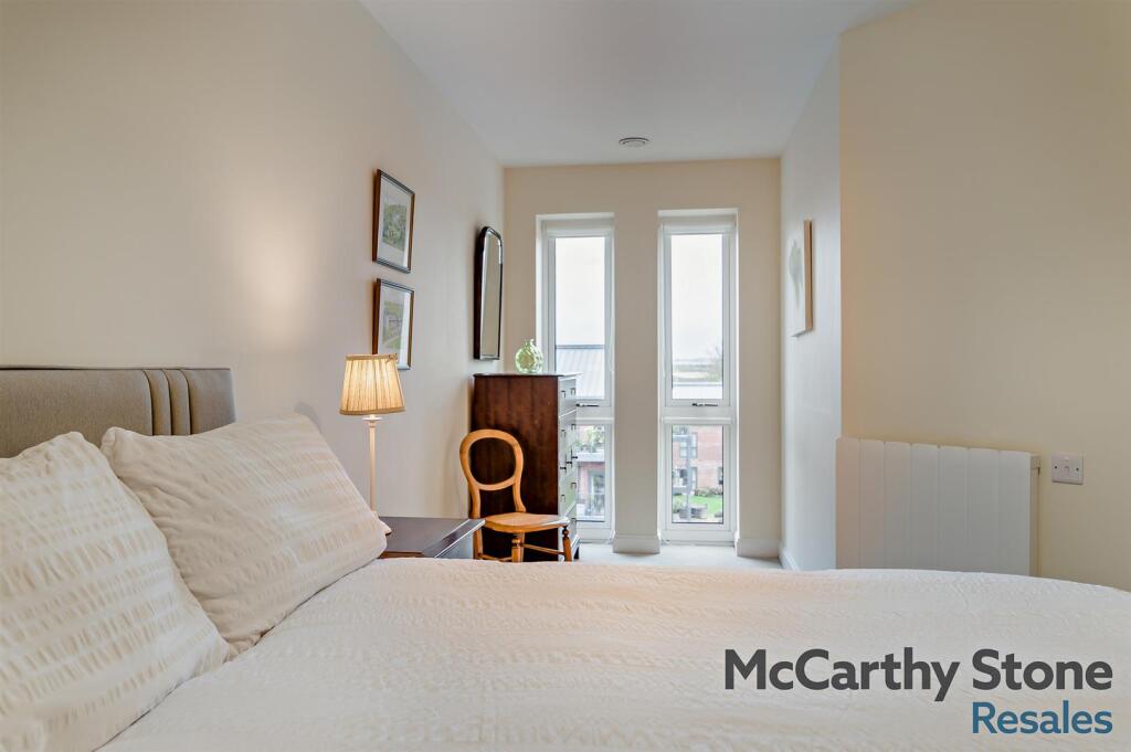 8671157-interior02-800.jpg