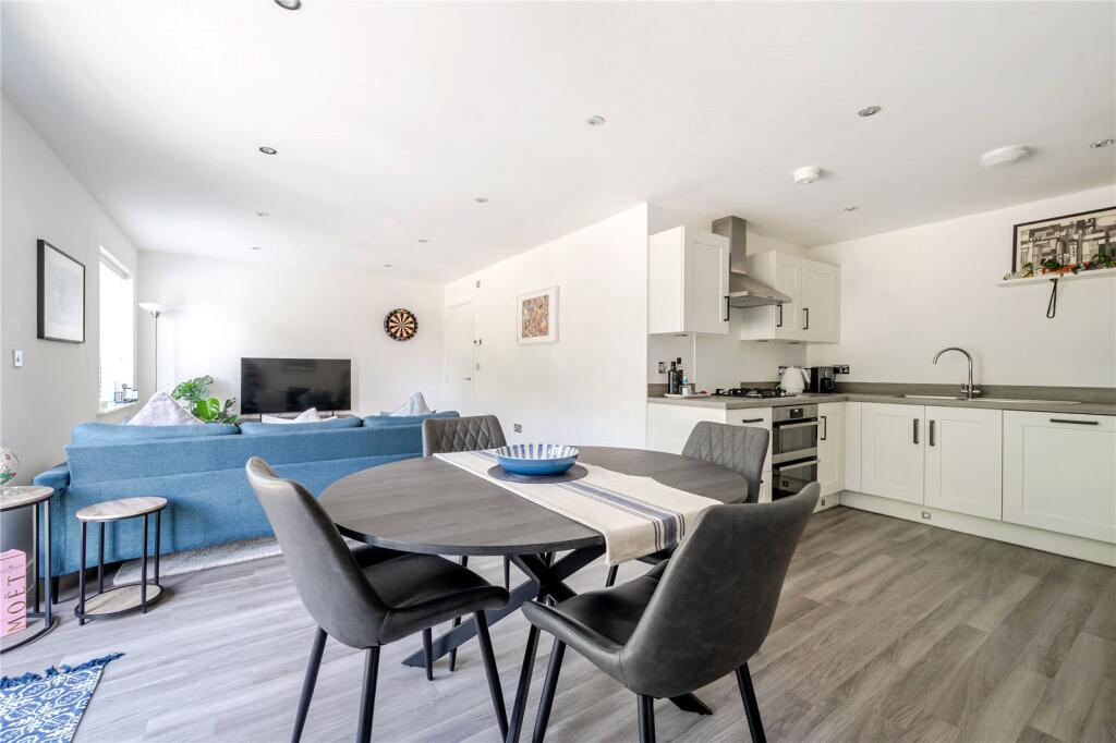 Beaufort Park, Wokingham, Berkshire, RG40