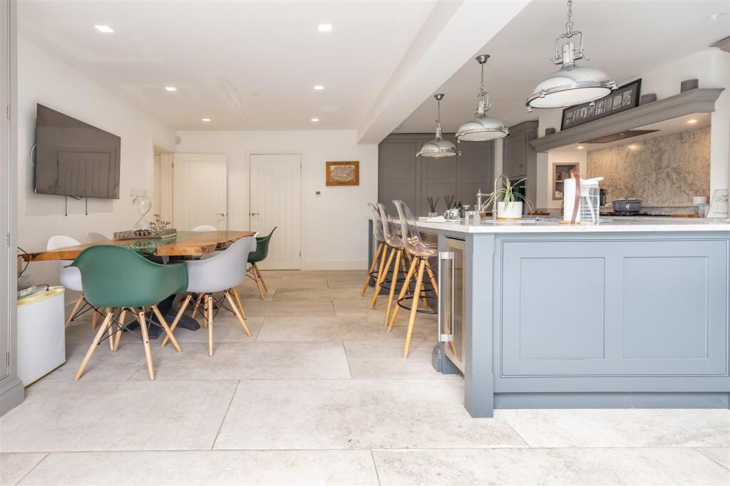 Mc Nair  Kendal (11).jpg