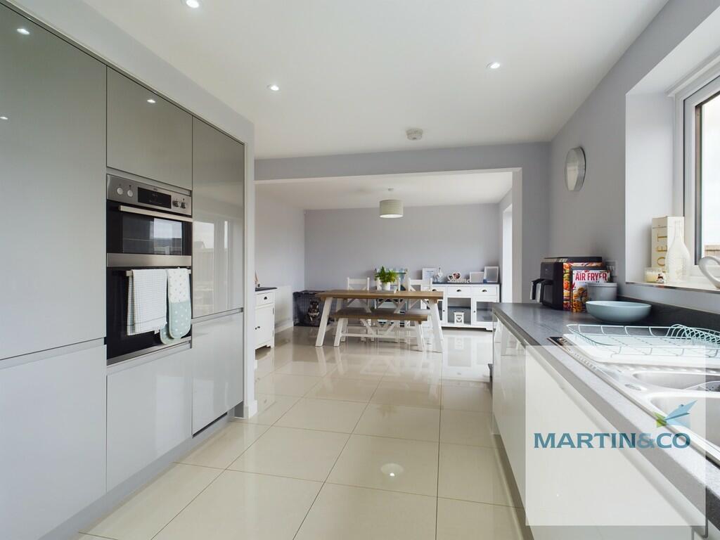 CAM03663G0-PR0027...