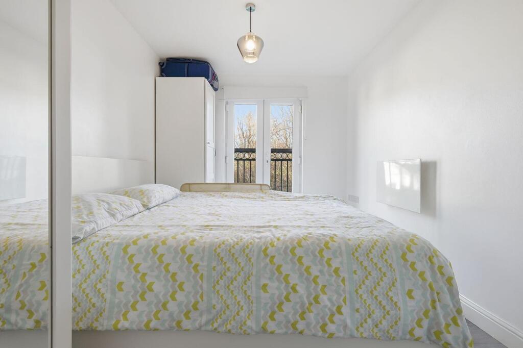 Tysoe Avenue, Enfield