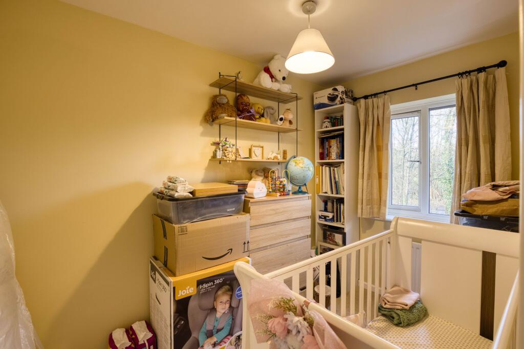 Nursery/Bed 2