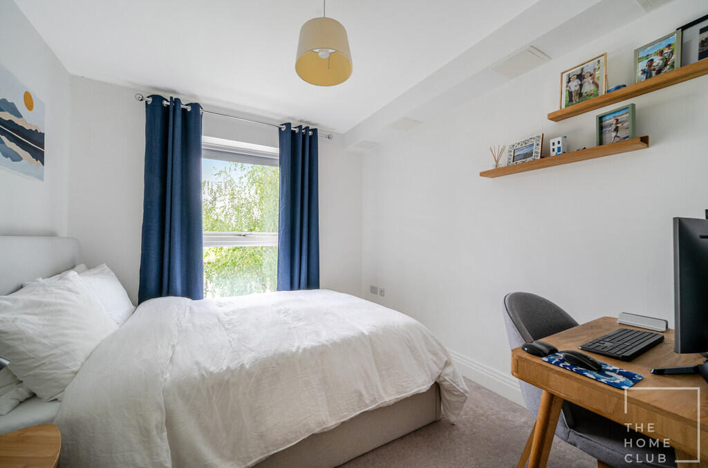 8dfafcc0-bb36-4e0...