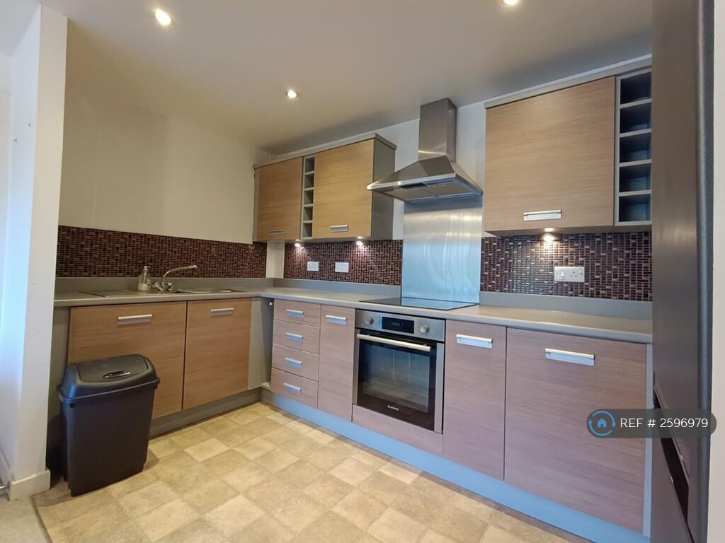 Open Plan Kitchen 2