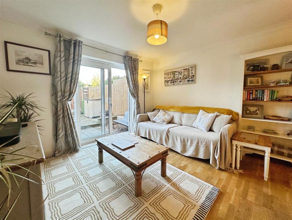 e9533986--4833-A1E8-F414CEBD70A8-29143-000008DDA05