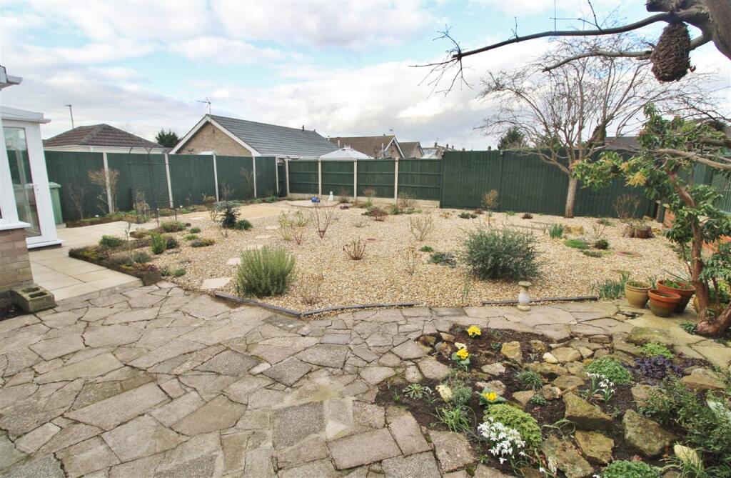 REAR GARDEN -