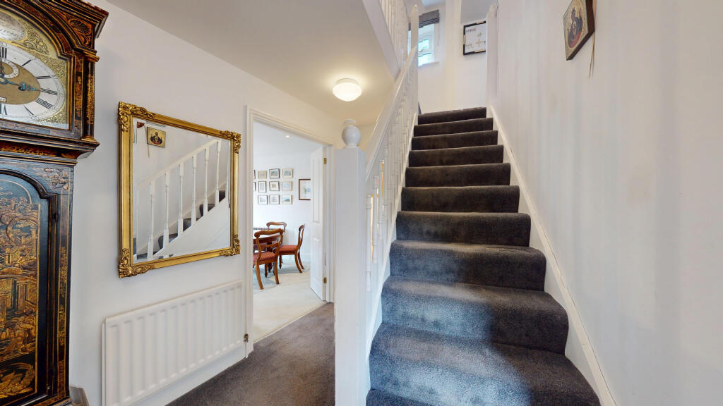 4-Old-Forge-Mews-04272025_153325