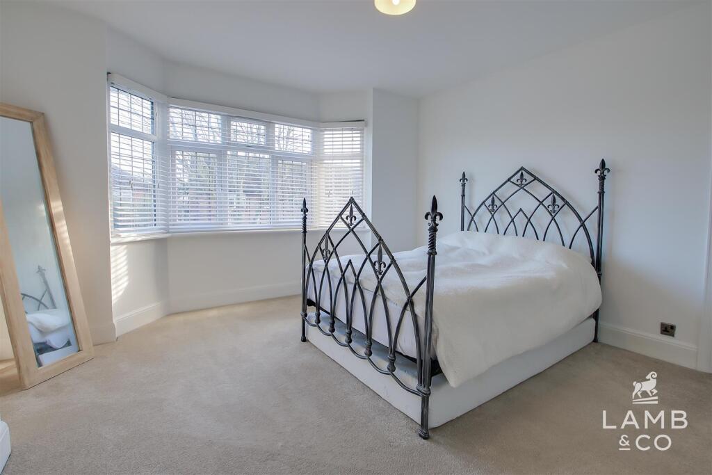 BEDROOM TWO