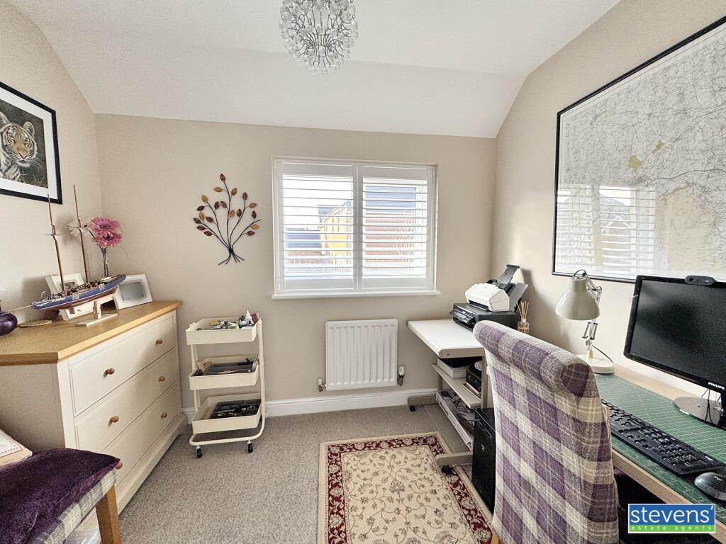 image00021_blurred (4)