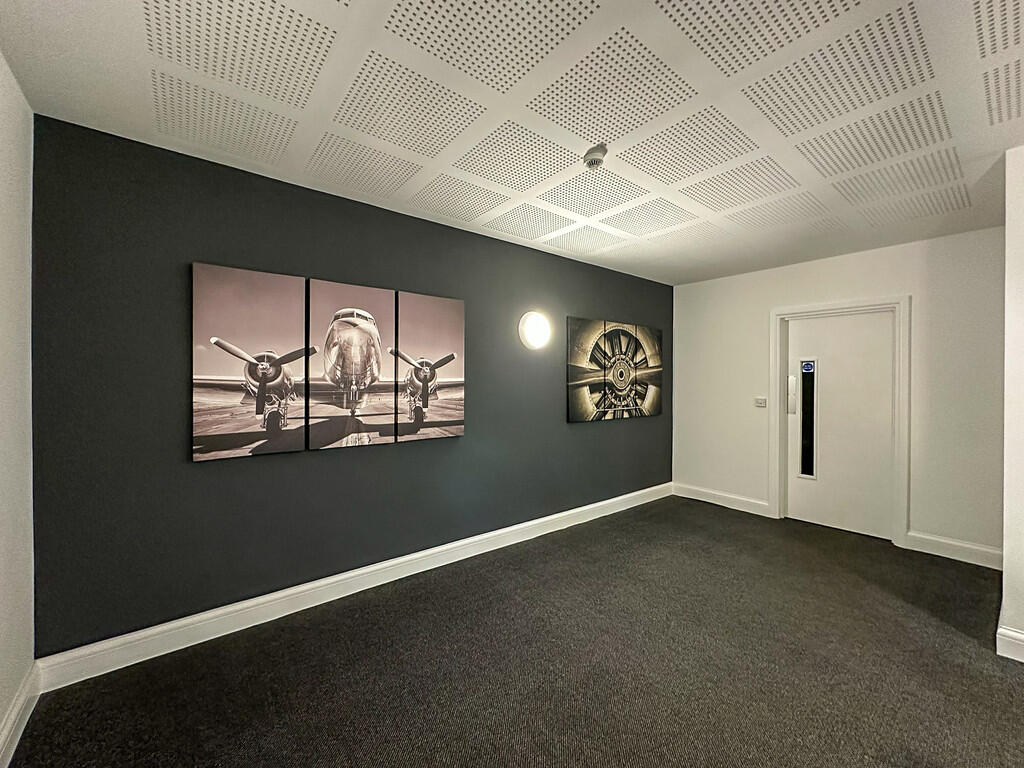 1st floor landing