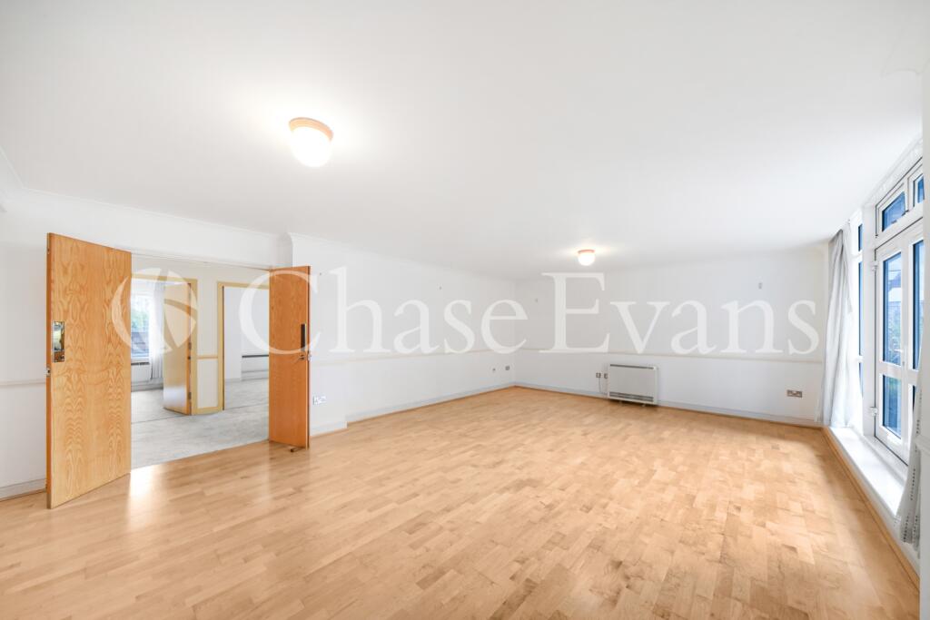 Langbourne Place, Is