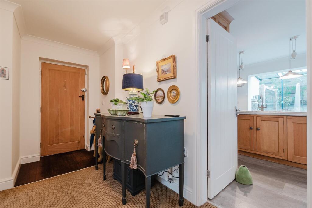 Entrance Hall Aspect 2