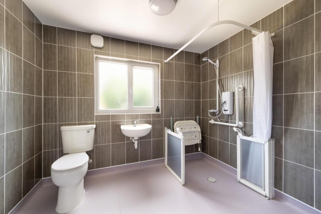 STONELEIGH AVENUE (5).jpg