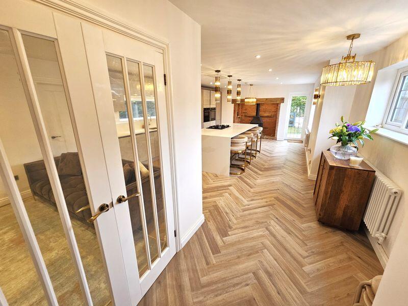 Lounge/Kitchen/Breakfast Room